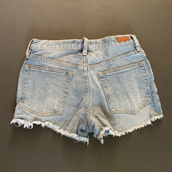 Ardene Jean Shorts - Picture 2 of 2